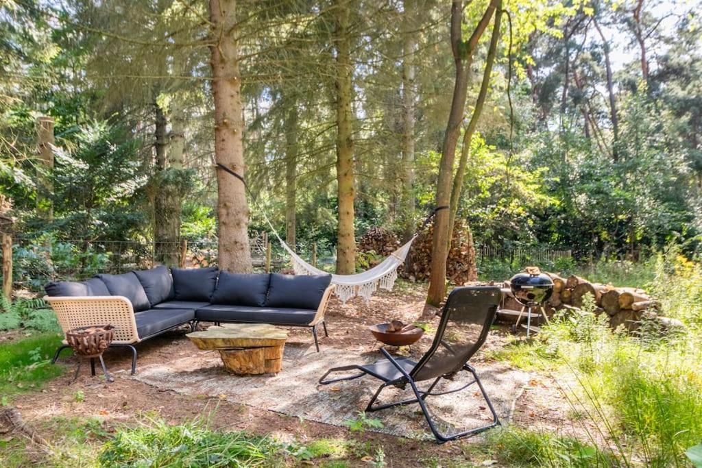 Luxe-Avontuur In Een Romantische Cabin In Het Bos Stekene Exterior photo